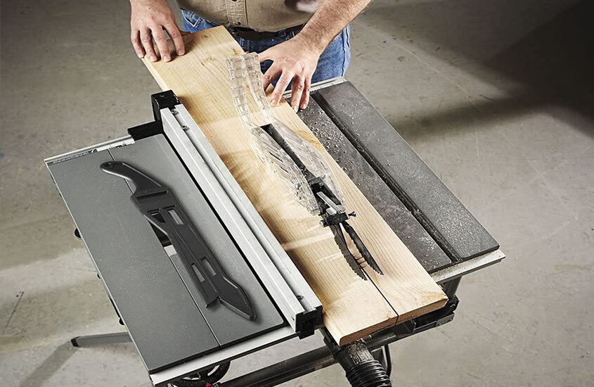 Best Portable Table Saw Reviews and Buying Guide