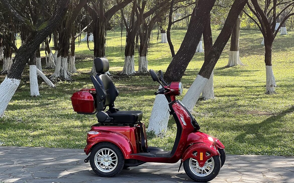 Best 4 Wheel Mobility Scooters Reviews and Buying Guide