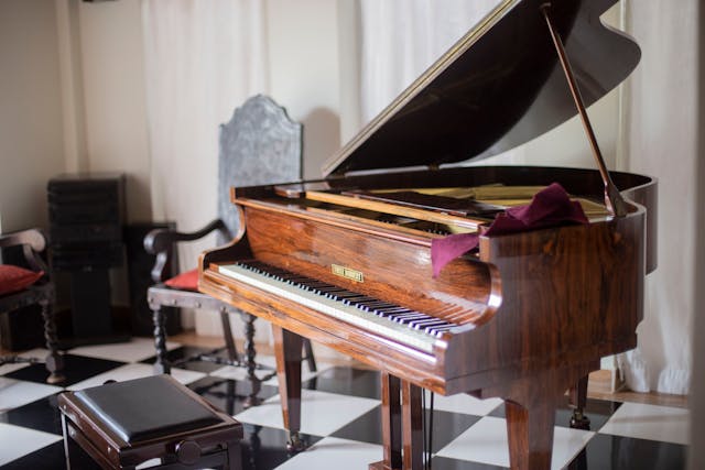How to play the piano for beginners
